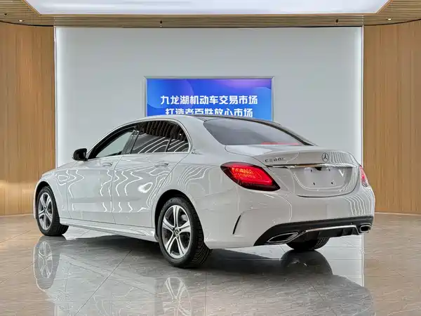 Mercedes-Benz C-Class 2020