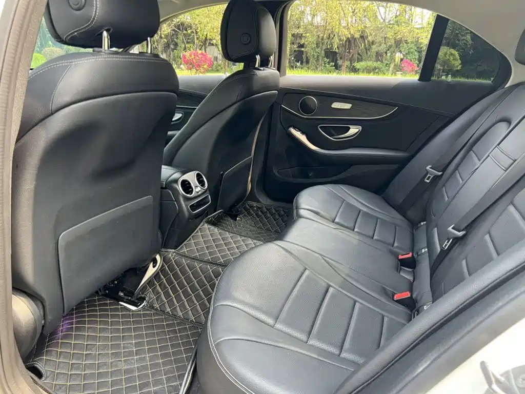 Mercedes-Benz C-Class 2020 — фото 17