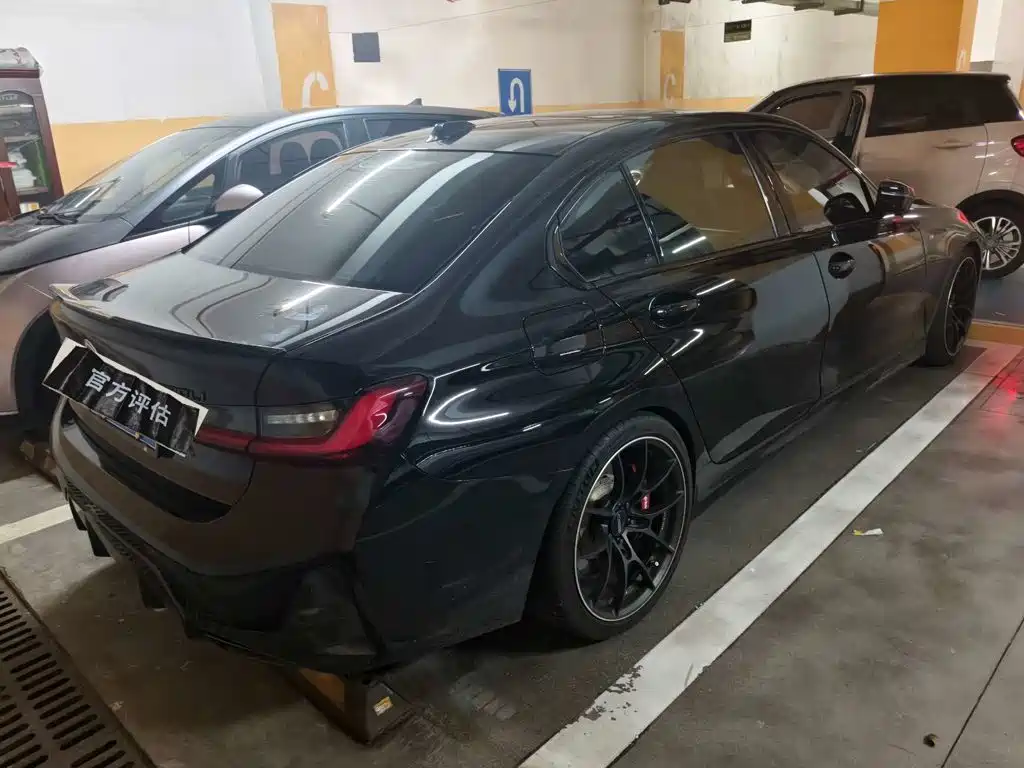 BMW 3 Series 2023