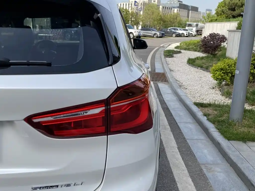BMW X1 2019 — фото 11