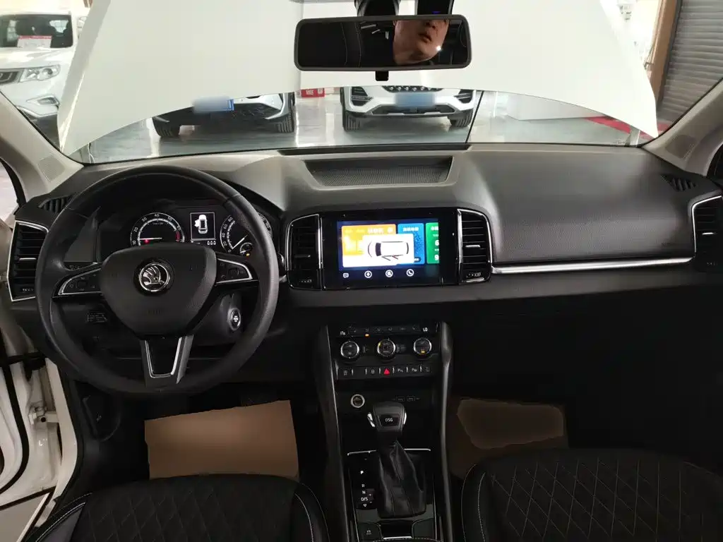 Skoda Korok 2020 — фото 10