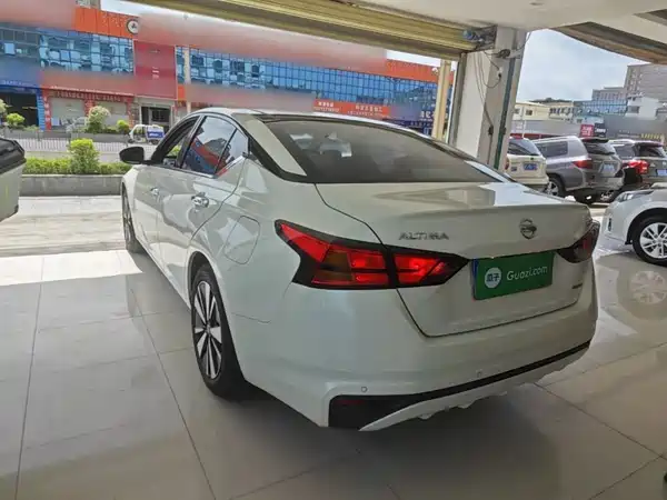 Nissan Teana 2021