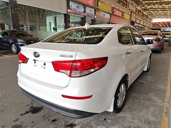 Kia K2 2015