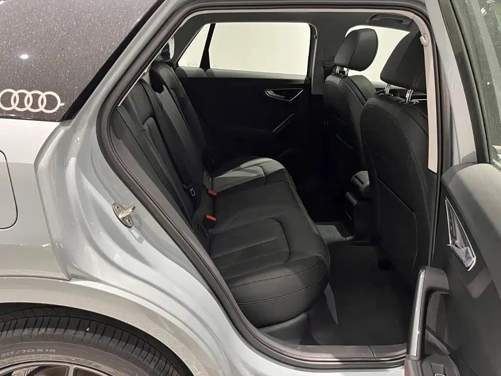 Audi Q2L 2022