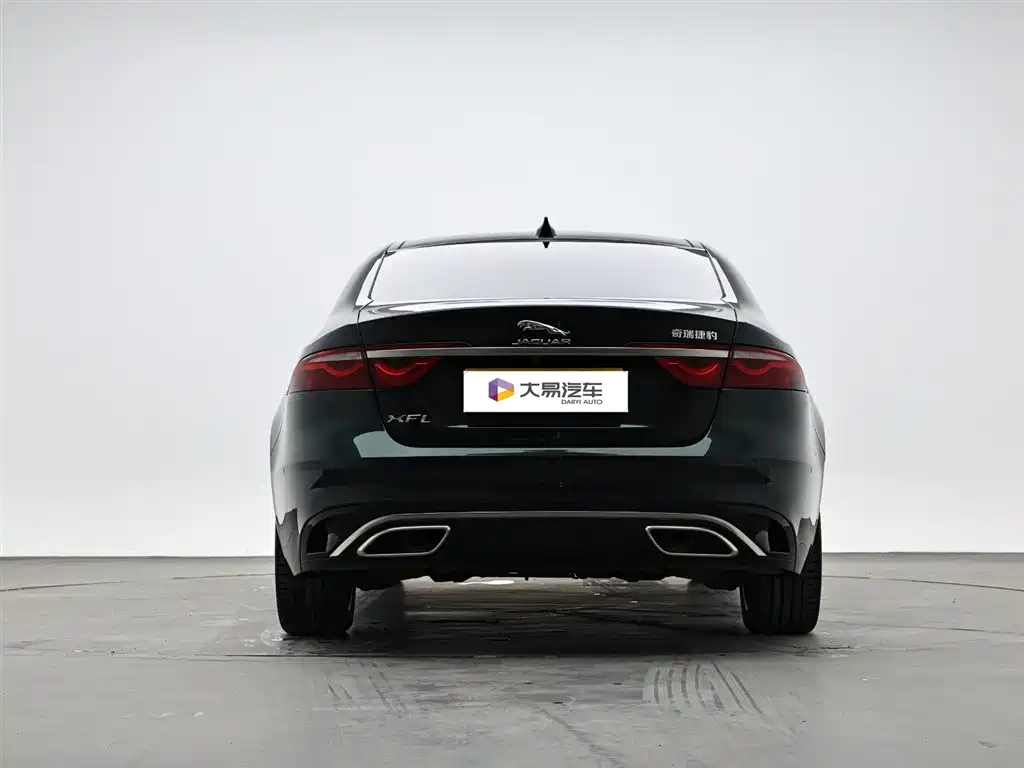Jaguar XFL 2022 — фото 4