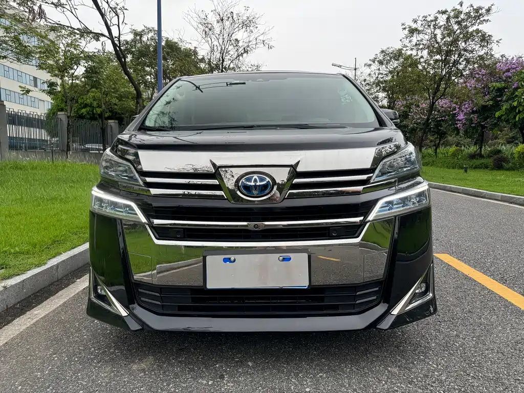 Toyota Vellfire 2021 — фото 2