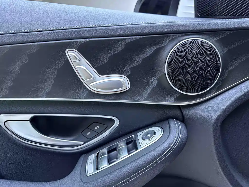 Mercedes-Benz C-Class 2021 — фото 15