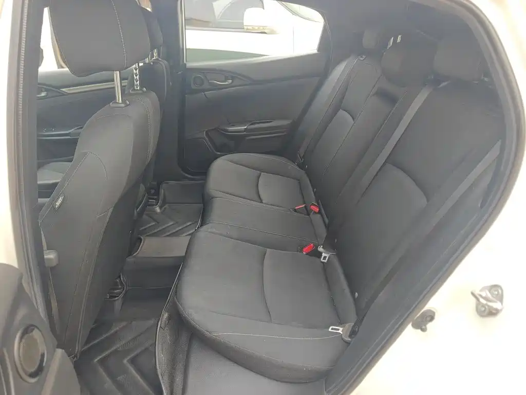 Honda Civic 2020 — фото 13