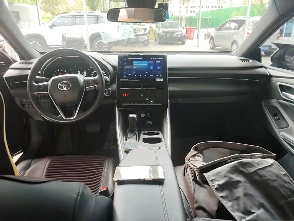 Toyota Avalon 2023