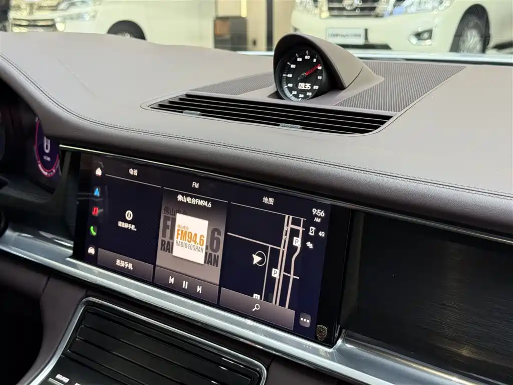 Porsche Panamera 2024 — фото 17