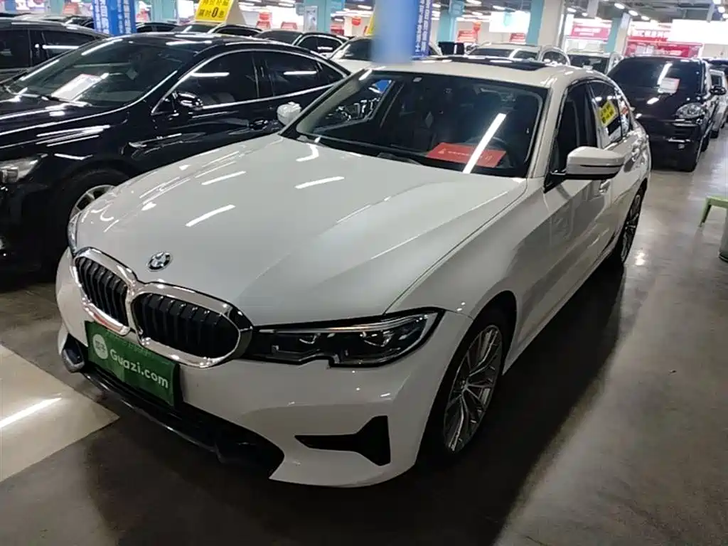 BMW 3 Series 2020 — фото 1