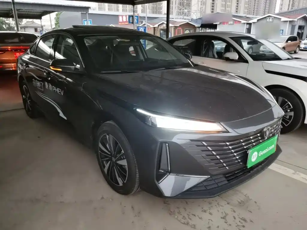 Changan Eado PHEV 2026 — фото 4