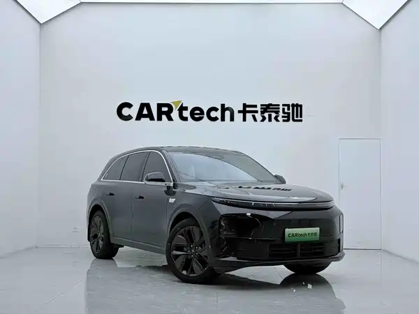 Li Auto L6 2025