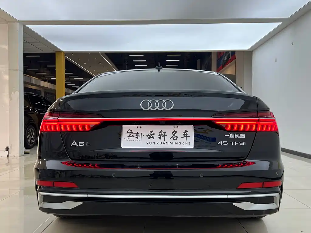 Audi A6L 2024 — фото 20