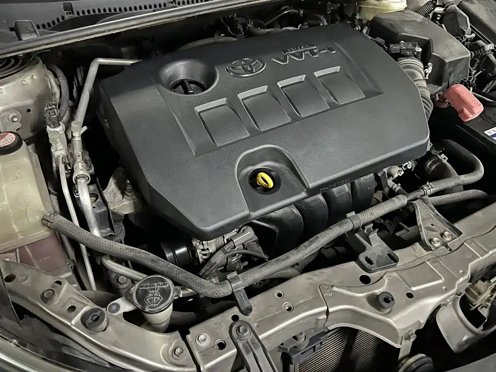 Toyota Corolla 2015 — фото 28