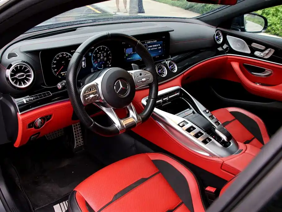 Mercedes-Benz AMG GT 2020 — фото 9