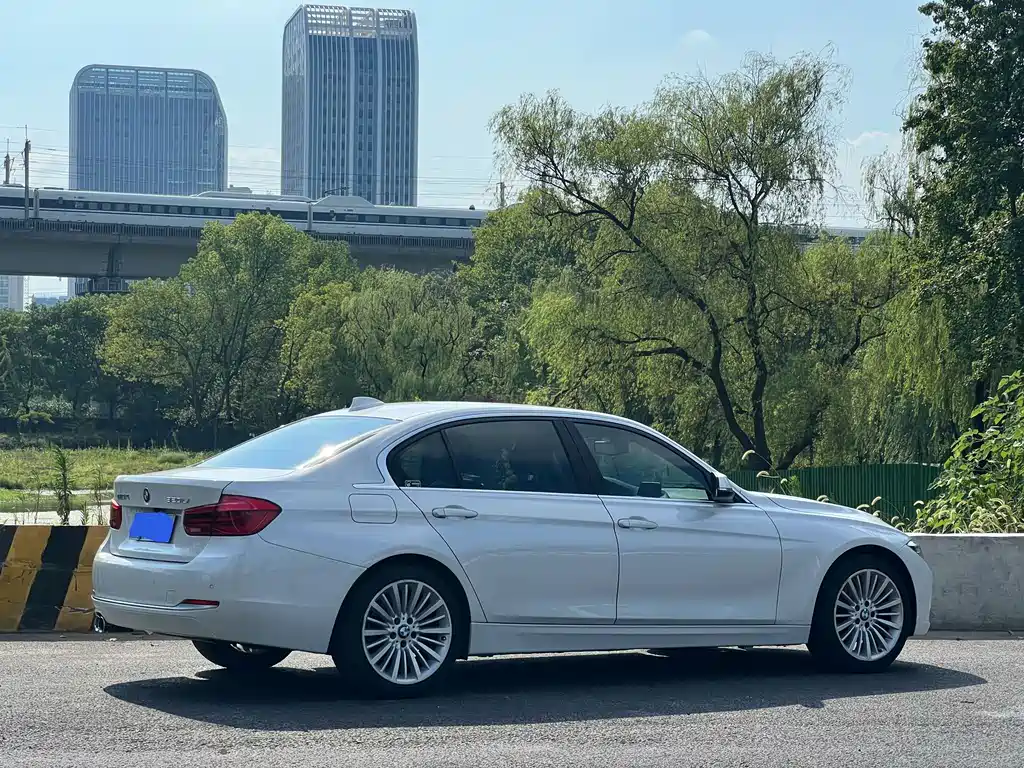 BMW 3 Series 2018