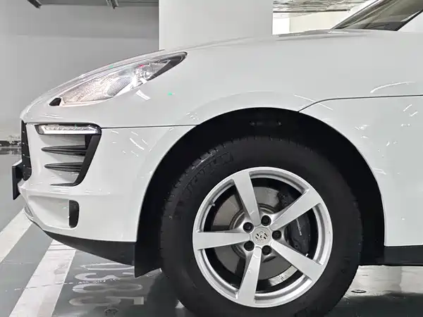 Porsche Macan 2016
