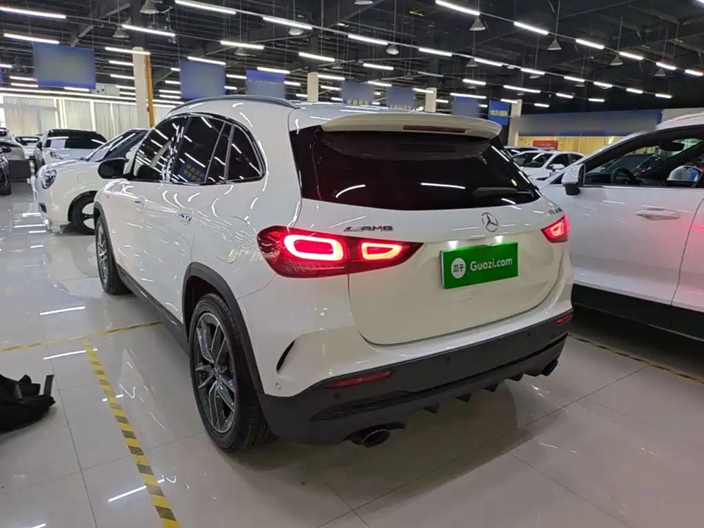 Mercedes-Benz GLA AMG 2021 — фото 5