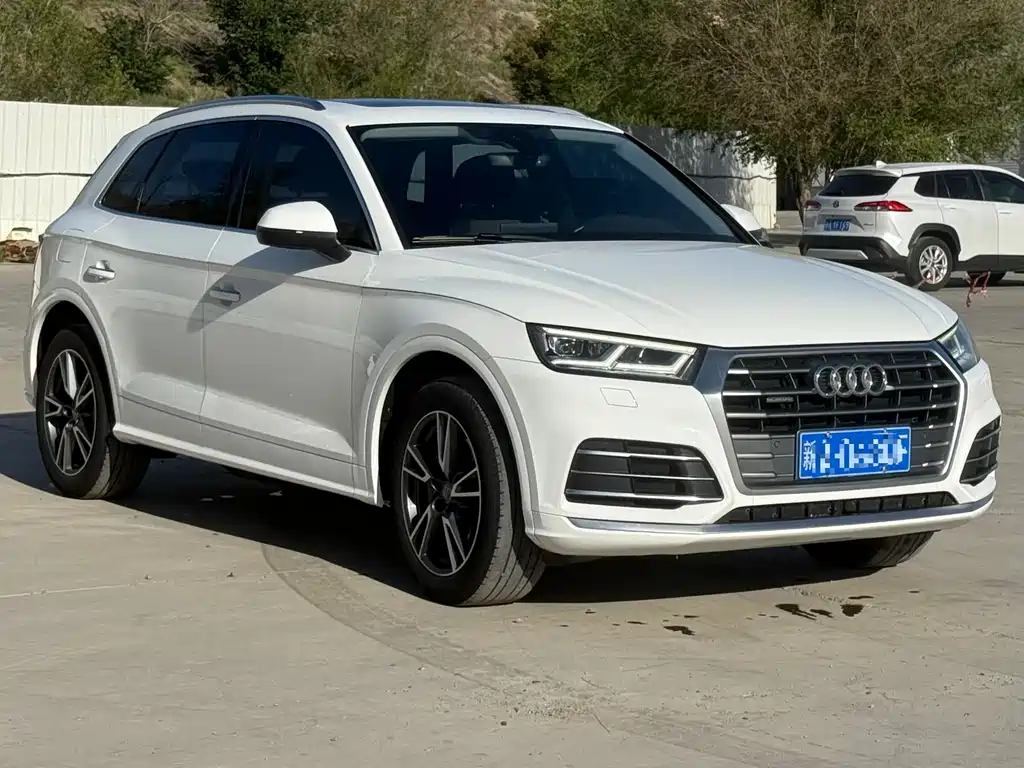 Audi Q5L 2021 — фото 3