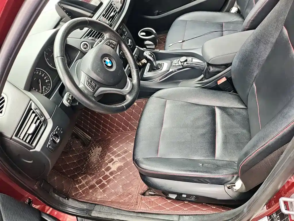 BMW X1 2015 — фото 12