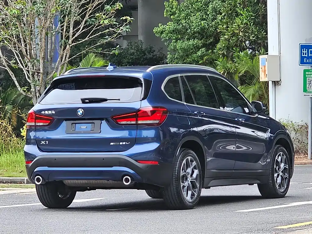 BMW X1 2021 — фото 10