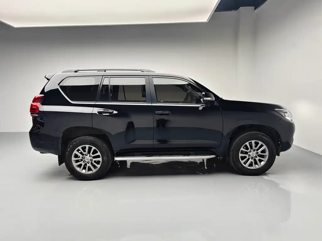 Toyota Prado 2018 — фото 6