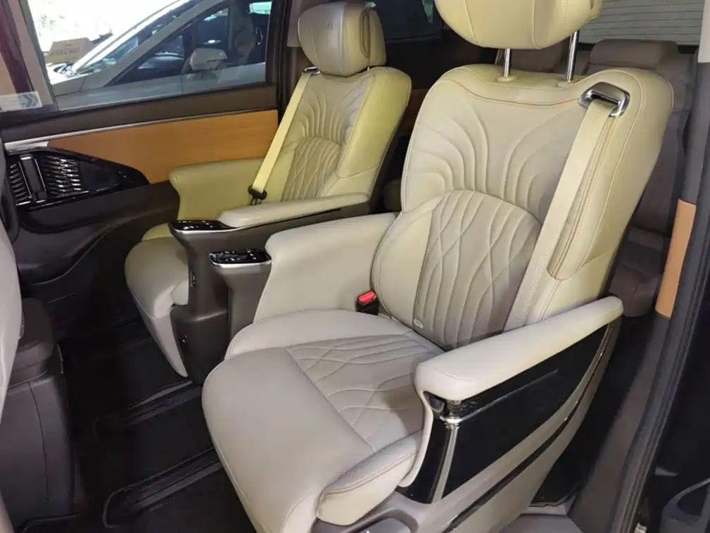 GAC Trumpchi M8 2024 — фото 10