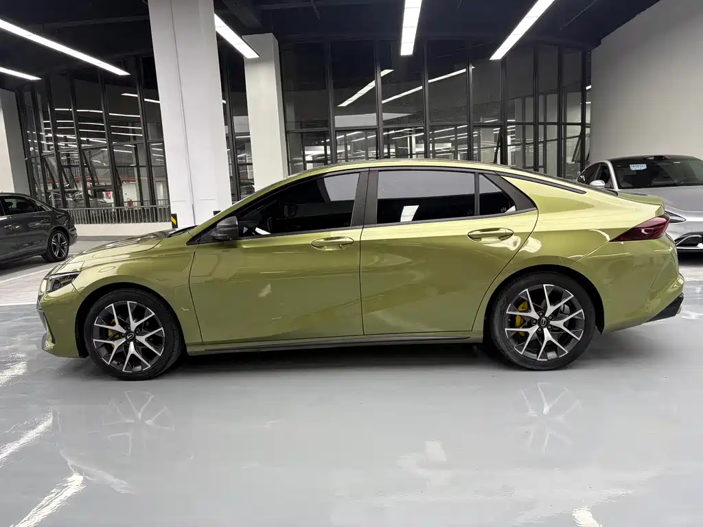 GAC Trumpchi Empow 2022 — фото 16