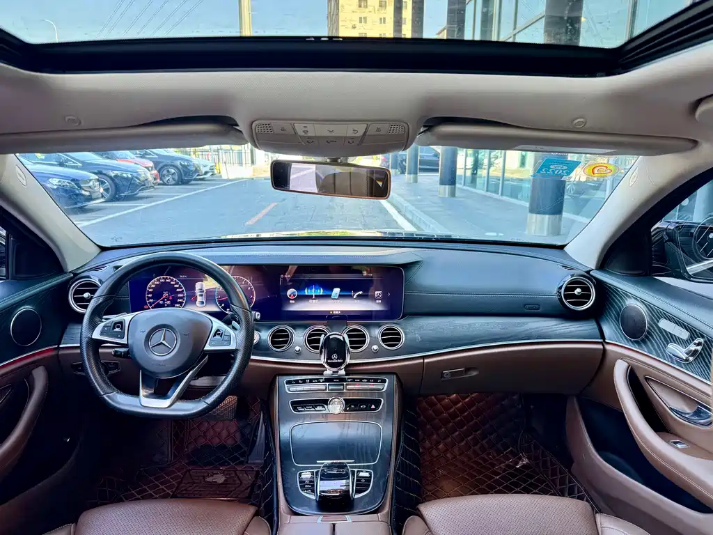 Mercedes-Benz E-Class 2018 — фото 8