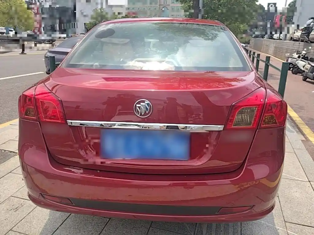 Buick Excelle 2015