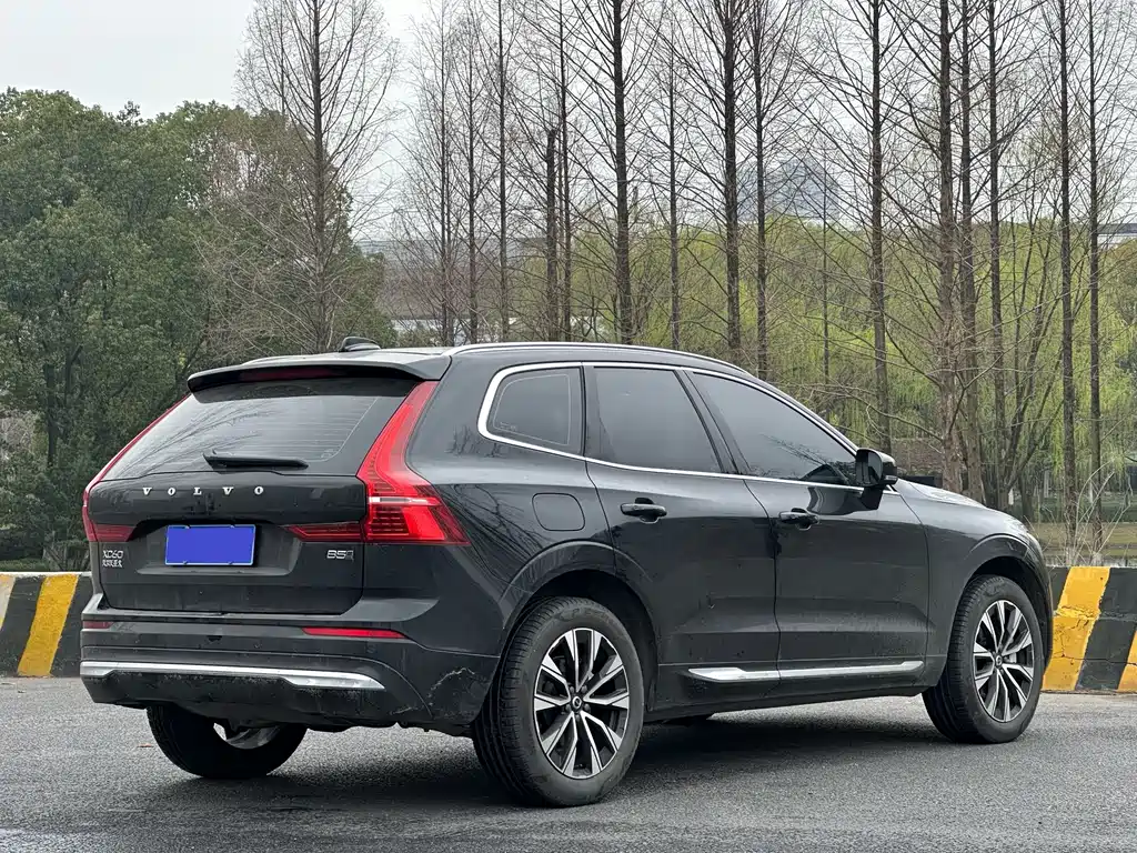 Volvo XC60 2024 — фото 7