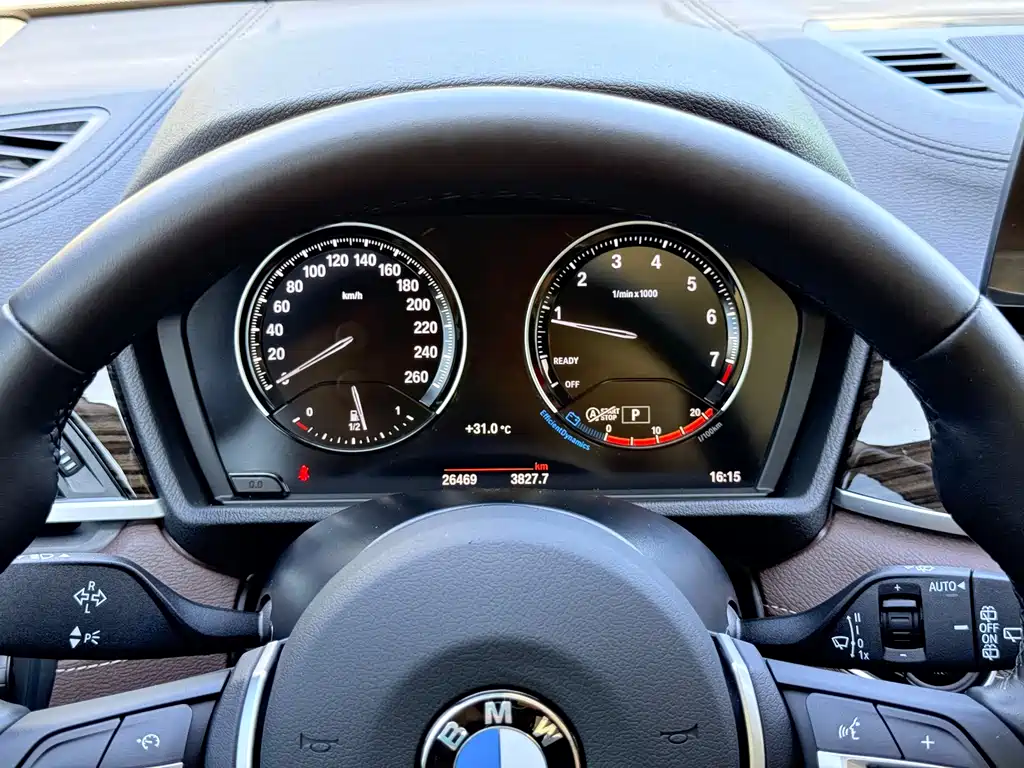 BMW X1 2022 — фото 9