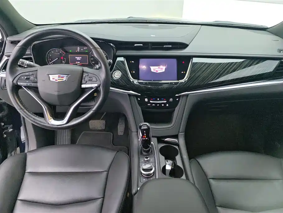 Cadillac XT6 2022 — фото 12