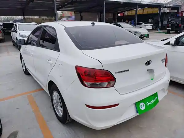 Kia Pegas 2019