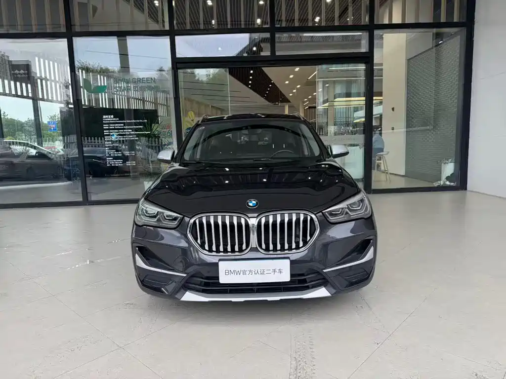 BMW X1 2021 — фото 3