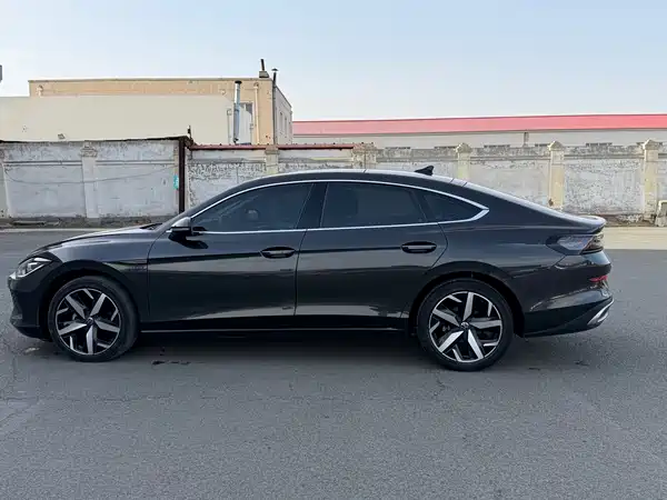 Volkswagen Lamando 2023