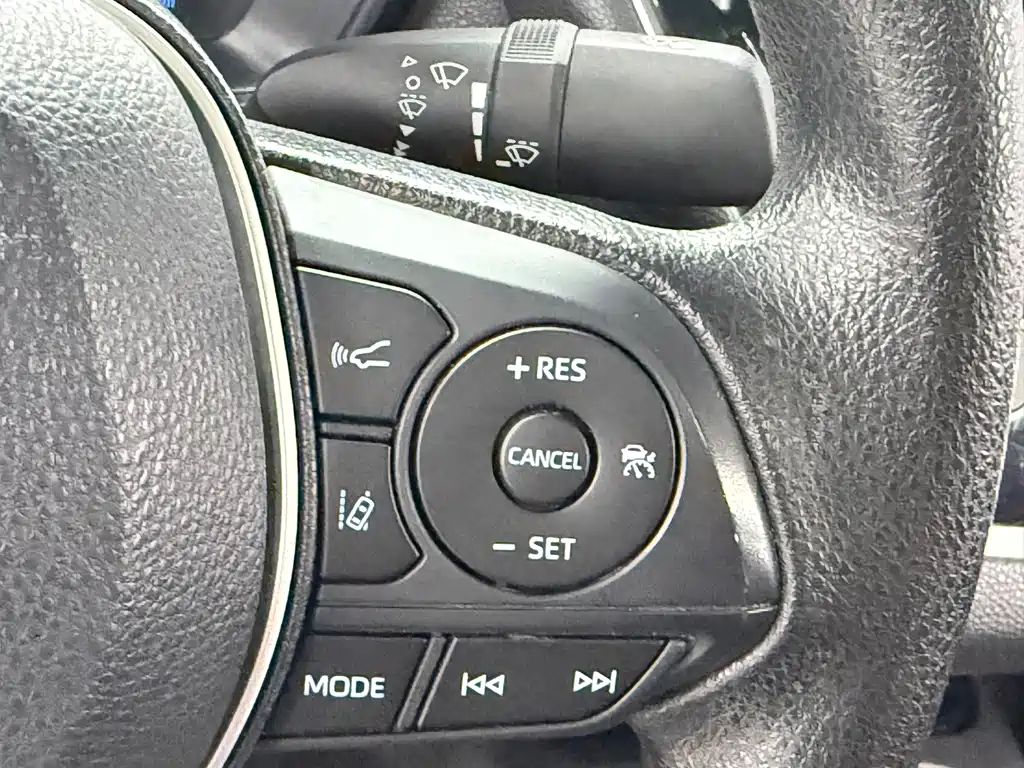 Toyota Corolla 2022 — фото 12