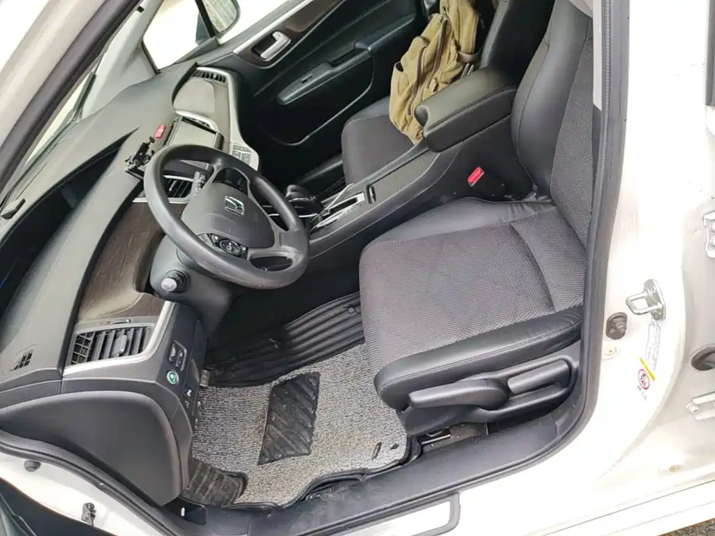 Honda Jade 2015 — фото 15