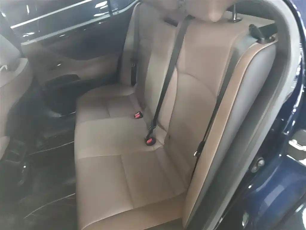 Lexus ES 2023 — фото 17