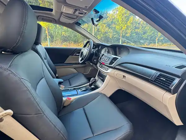 Honda Accord 2015