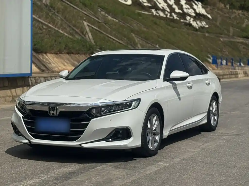Honda Accord 2023 — фото 13
