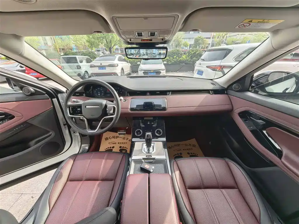 Land Rover Evoque 2023 — фото 5