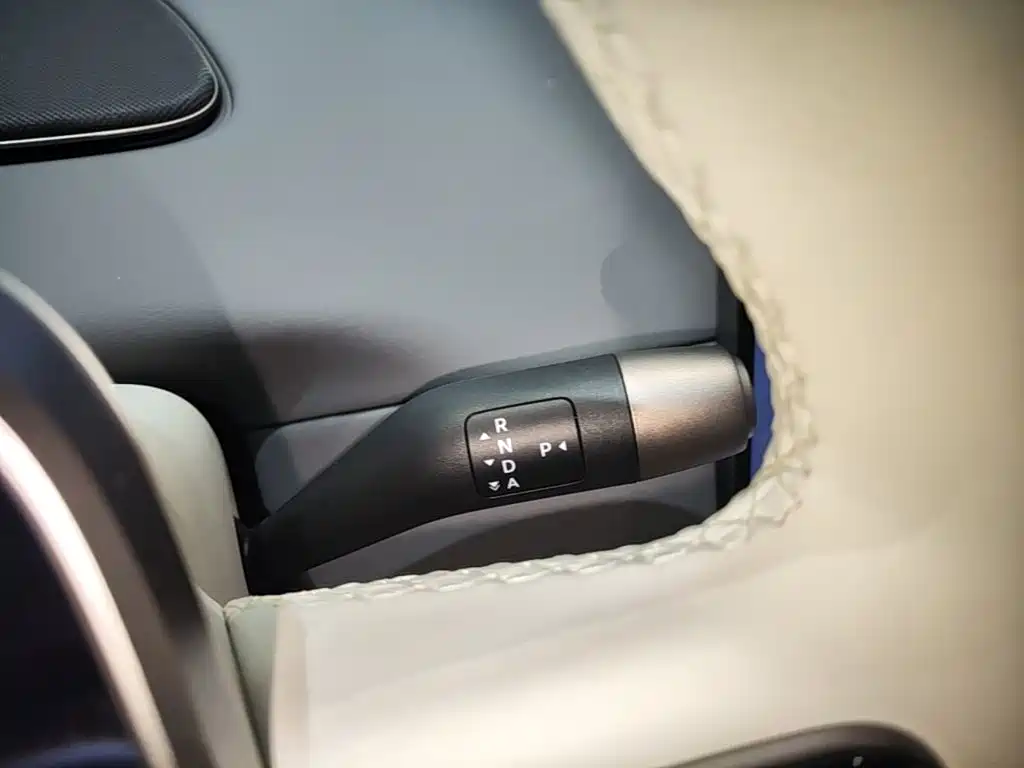 Li Auto i8 2025 — фото 10