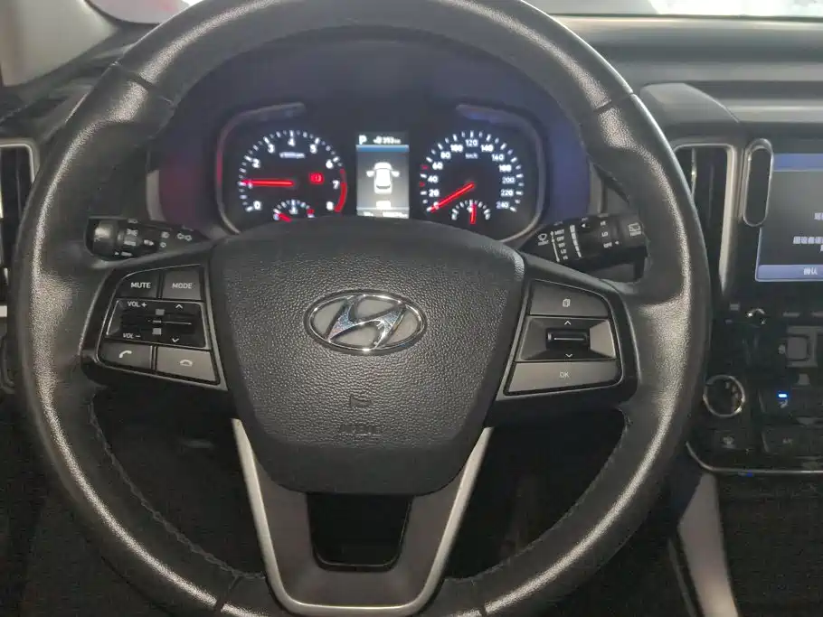 Hyundai ix35 2018 — фото 15