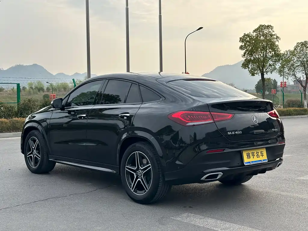 Mercedes-Benz GLE Coupe 2023 — фото 16