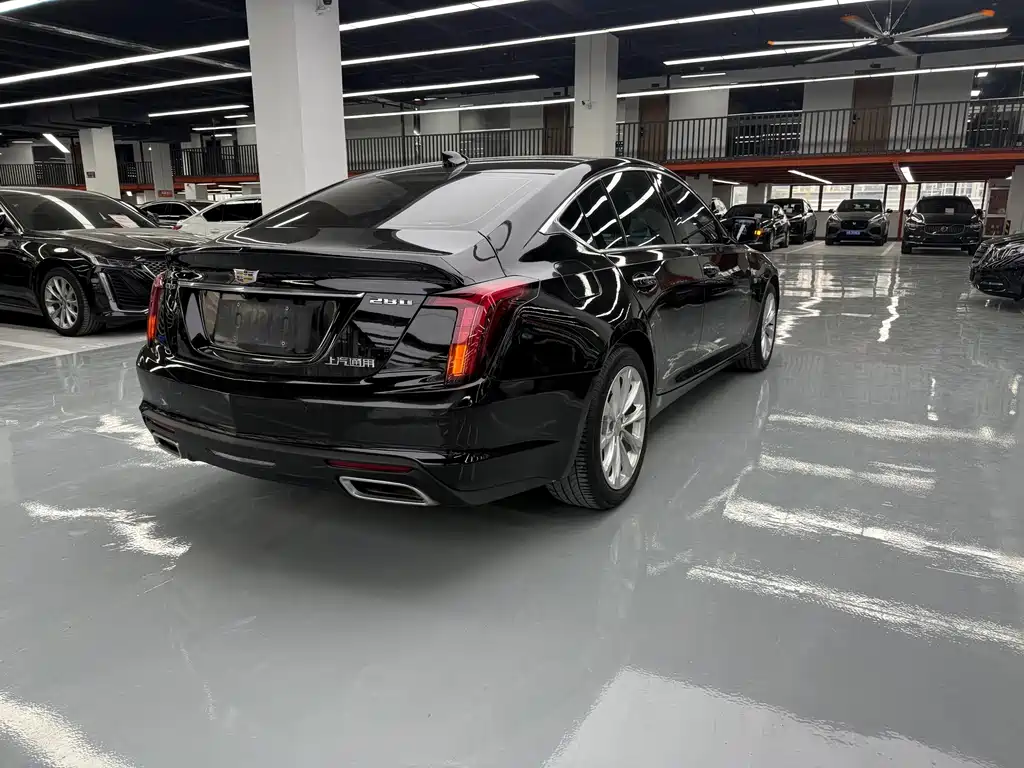 Cadillac CT5 2022 — фото 16