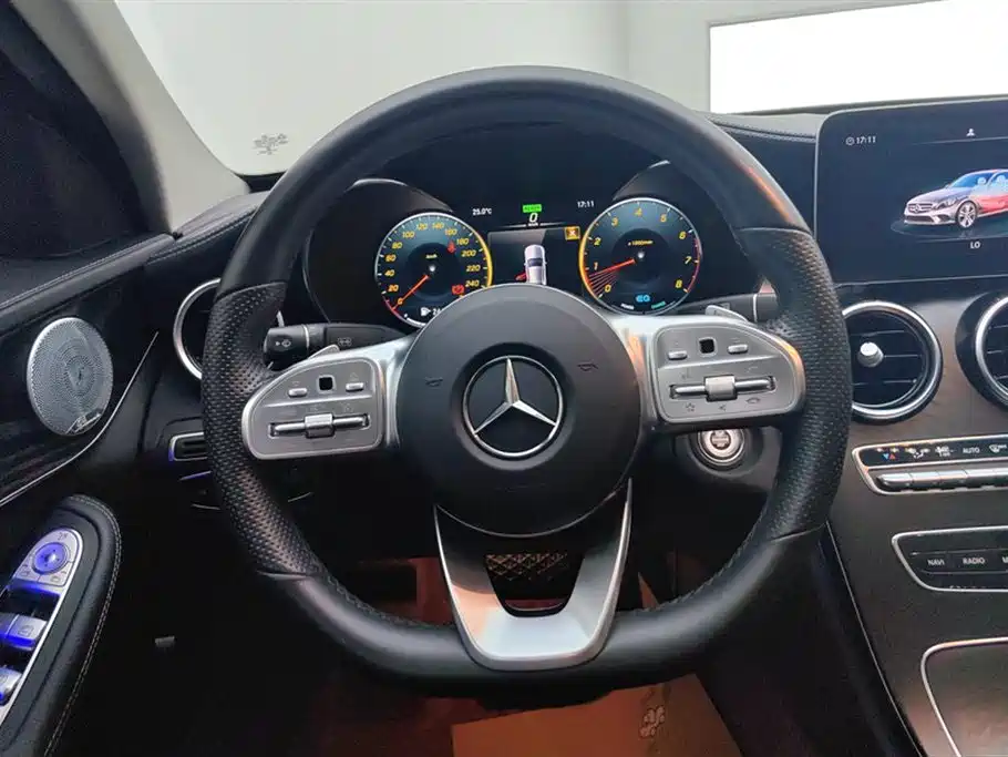 Mercedes-Benz C-Class 2020 — фото 15