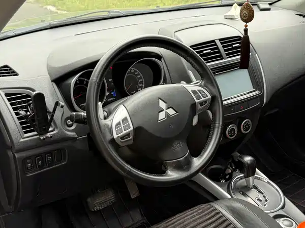 Mitsubishi ASX Jinxuan 2012