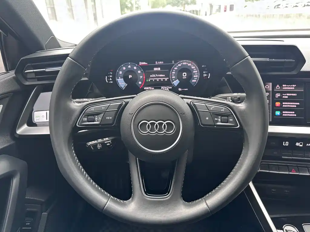 Audi A3 2022 — фото 8